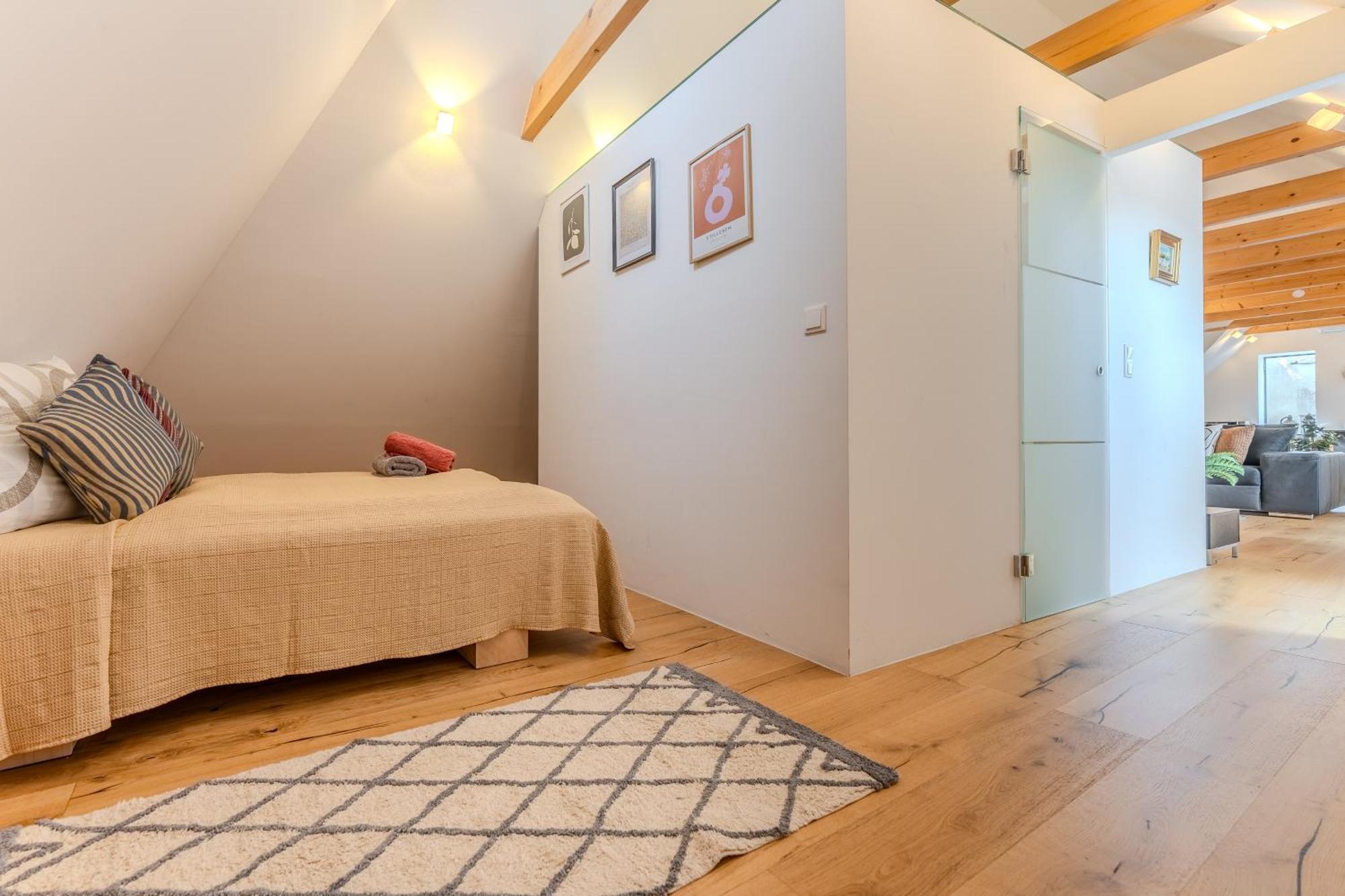 Loft Dachsberg Appartement Krems an der Donau Buitenkant foto